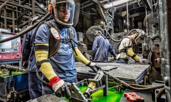 Ironhand® Exoskeleton Protects Foundry Workers